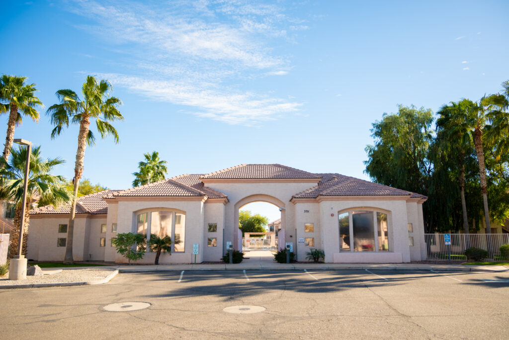 Sonora Sunset Apartments Entryway